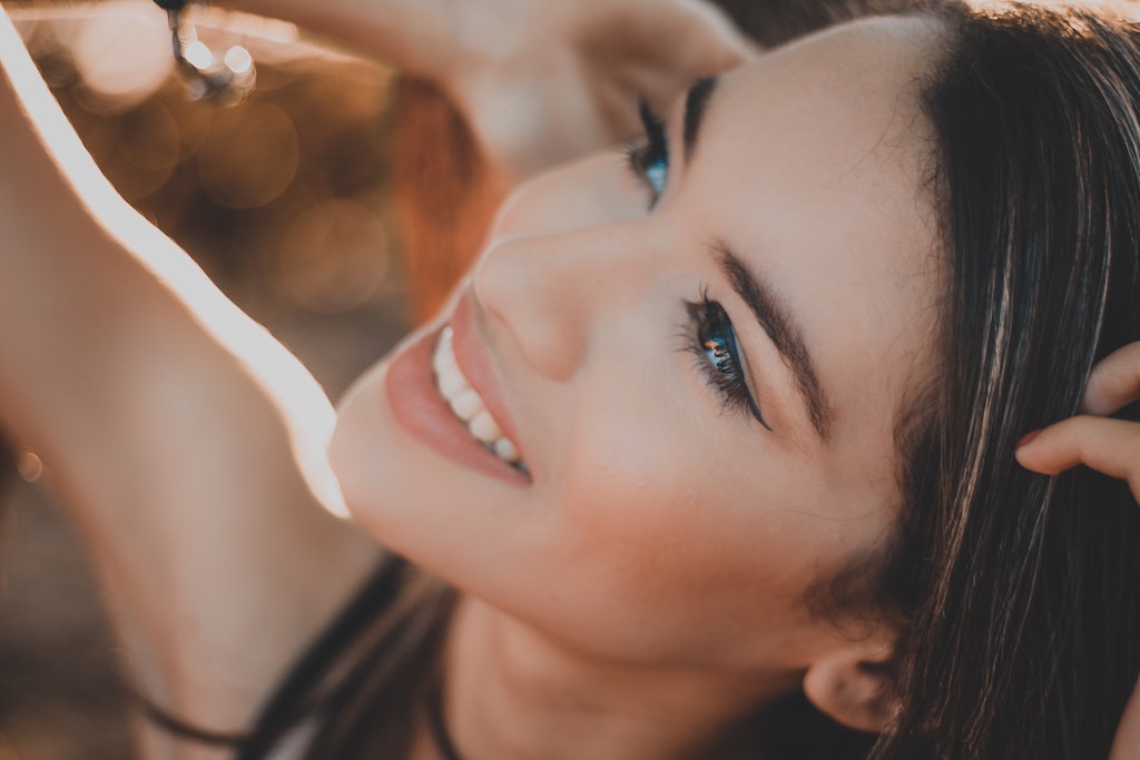 The Beauty Benefits of Blackcurrant Seed Oil for Skin and Hair